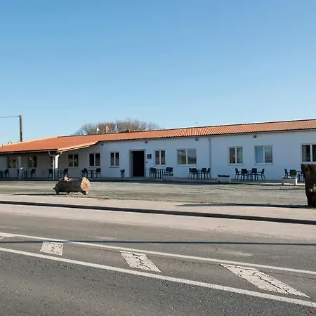 La Puerta De بيت ضيافة Arzúa